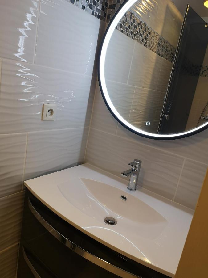 Appartement De 105M2, Balcon Sur Cours De La Republique Narbonne Exterior foto